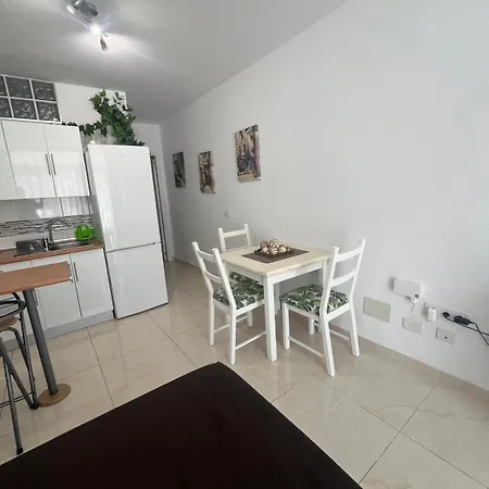 Luminoso Y Con Airco - D4 - Frente A La Piscina En Mareverde