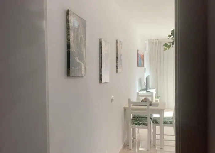 Luminoso Y Con Airco - D4 - Frente A La Piscina En Mareverde