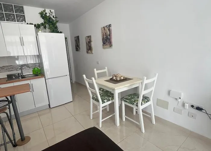 Luminoso Y Con Airco - D4 - Frente A La Piscina En Mareverde