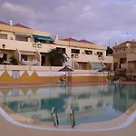 Luminoso Y Con Airco - D4 - Frente A La Piscina En Mareverde *